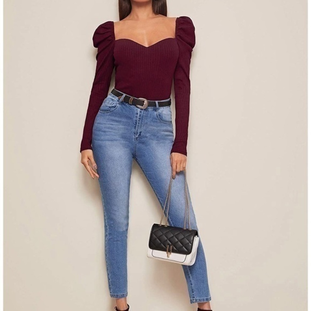 Ribbed Puff Sleeve Top - Picture 2 of 3